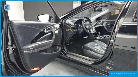 HYUNDAI GRANDEUR HG240 MODERN