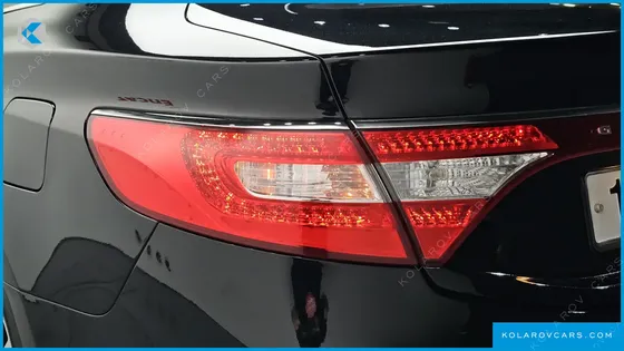 HYUNDAI GRANDEUR HG240 MODERN