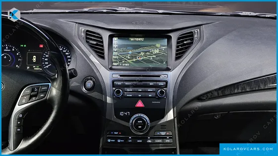HYUNDAI GRANDEUR HG300 PREMIUM