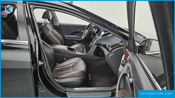HYUNDAI GRANDEUR HG300 PREMIUM