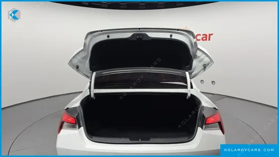 HYUNDAI ELANTRA (AVANTE) 1.6