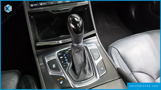 HYUNDAI GRANDEUR LPG HG300 MODERN