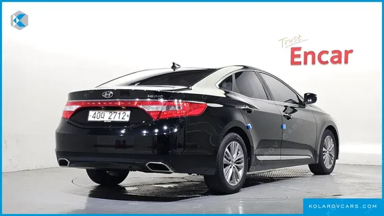 HYUNDAI GRANDEUR HG240 MODERN COLLECTION