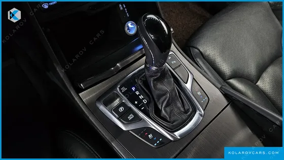 HYUNDAI GRANDEUR HG240 MODERN COLLECTION