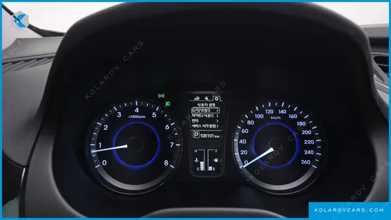 HYUNDAI GRANDEUR HG240 MODERN