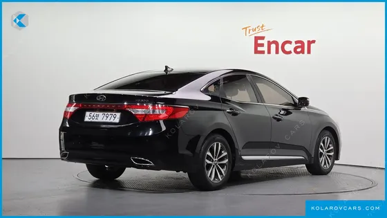 HYUNDAI GRANDEUR HG240 LUXURY