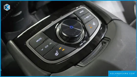 HYUNDAI GRANDEUR HG240 LUXURY