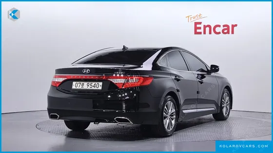 HYUNDAI GRANDEUR HG240 MODERN