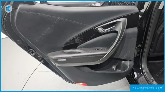 HYUNDAI GRANDEUR HG240 MODERN