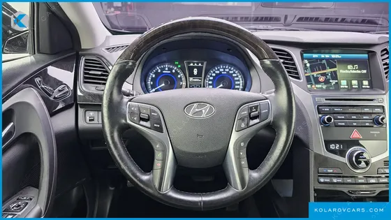 HYUNDAI GRANDEUR LPG HG300 MODERN