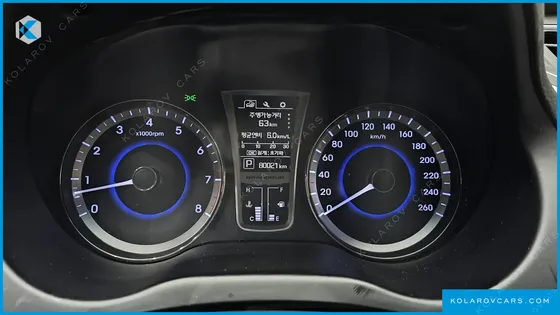HYUNDAI GRANDEUR HG240 MODERN