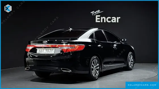 HYUNDAI GRANDEUR HG240 LUXURY