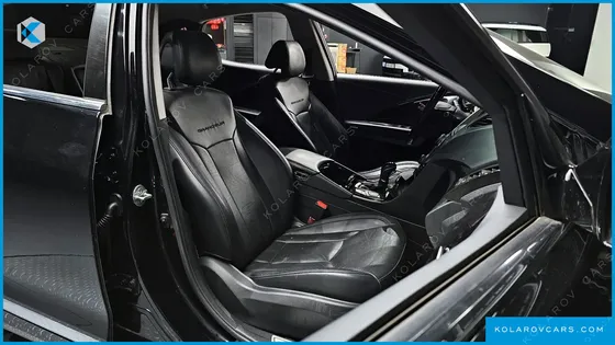 HYUNDAI GRANDEUR HG240 LUXURY