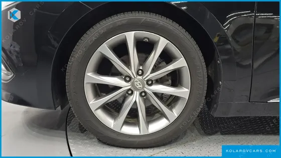 HYUNDAI GRANDEUR HG300 PREMIUM