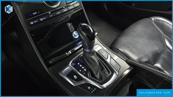 HYUNDAI GRANDEUR HG300 PREMIUM