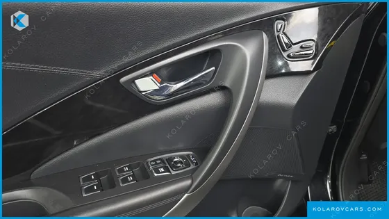 HYUNDAI GRANDEUR HG300 PREMIUM