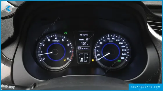 HYUNDAI GRANDEUR HG240 LUXURY