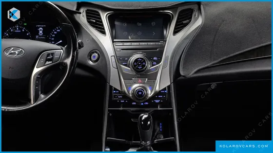 HYUNDAI GRANDEUR HG240 LUXURY