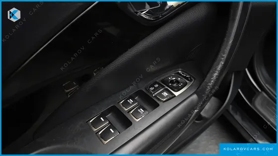 HYUNDAI GRANDEUR HG240 LUXURY