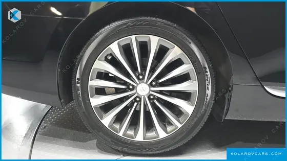 HYUNDAI GRANDEUR HG300 PREMIUM