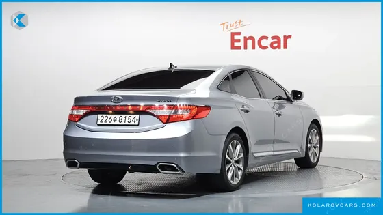 HYUNDAI GRANDEUR HG240 MODERN