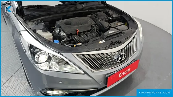 HYUNDAI GRANDEUR HG240 MODERN
