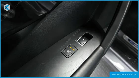 HYUNDAI GRANDEUR HG240 MODERN
