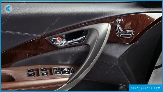 HYUNDAI GRANDEUR HG240 MODERN COLLECTION