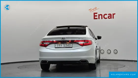 HYUNDAI GRANDEUR HG300 PREMIUM
