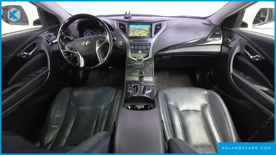 HYUNDAI GRANDEUR HG300 PREMIUM