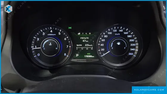 HYUNDAI GRANDEUR HG300 PREMIUM