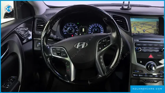 HYUNDAI GRANDEUR HG300 PREMIUM