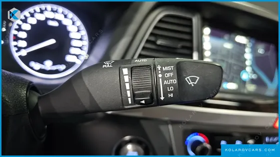 HYUNDAI GENESIS G330 MODERN AWD