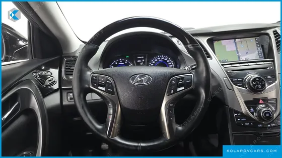 HYUNDAI GRANDEUR HG300 PREMIUM