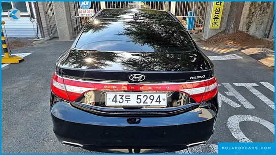 HYUNDAI GRANDEUR HG240 MODERN COLLECTION