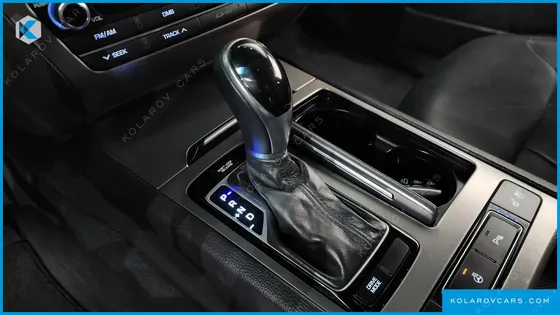 HYUNDAI GENESIS G330 MODERN