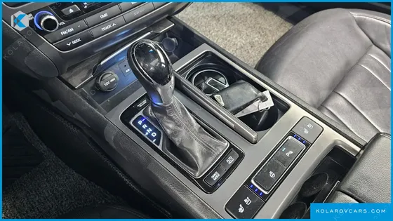 HYUNDAI GENESIS G330 MODERN AWD