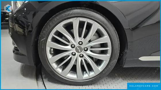 HYUNDAI GENESIS G330 PREMIUM AWD
