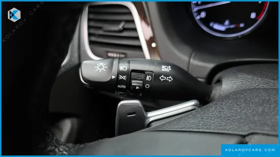 HYUNDAI GENESIS G330 PREMIUM AWD