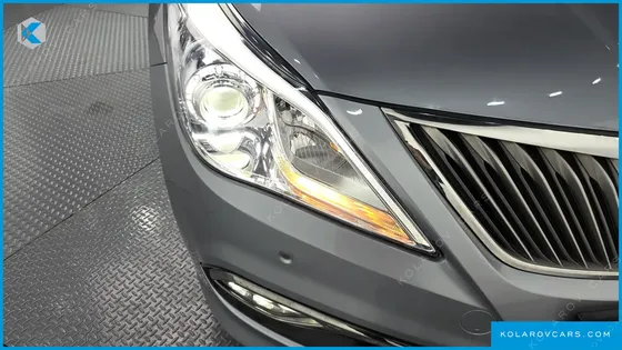 HYUNDAI GRANDEUR HG240 MODERN