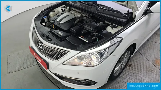 HYUNDAI GRANDEUR LPG HG300 MODERN