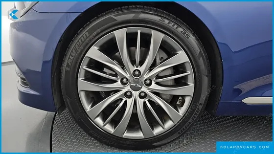 HYUNDAI GENESIS G330 PREMIUM AWD
