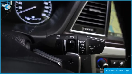 HYUNDAI GENESIS G330 PREMIUM AWD