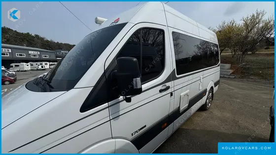 HYUNDAI SOLATI 15-SEATER