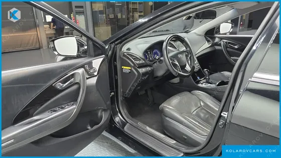 HYUNDAI GRANDEUR HG240 MODERN COLLECTION