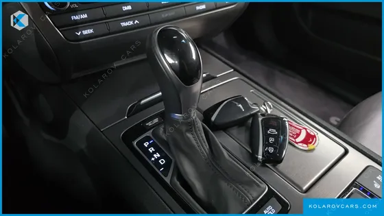 HYUNDAI GENESIS G330 MODERN
