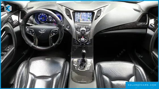 HYUNDAI GRANDEUR HG240 MODERN