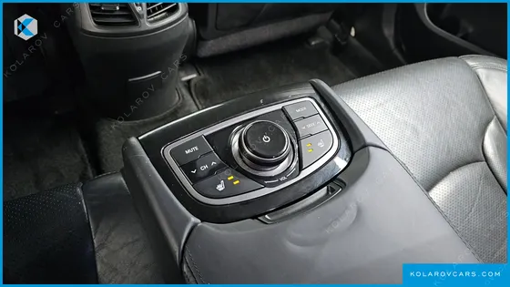 HYUNDAI GRANDEUR HG300 NOBLE