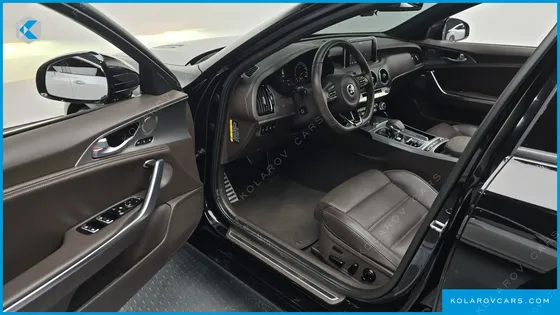 KIA STINGER 3.3 TURBO 2WD