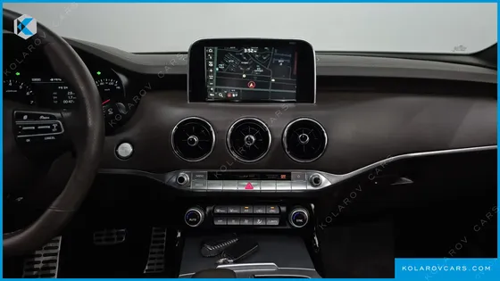 KIA STINGER 3.3 TURBO 2WD